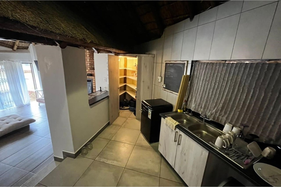8 Bedroom Property for Sale in Broederstroom North West